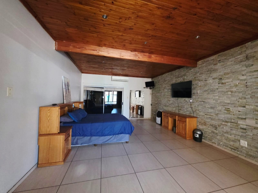 3 Bedroom Property for Sale in Vaalpark Free State